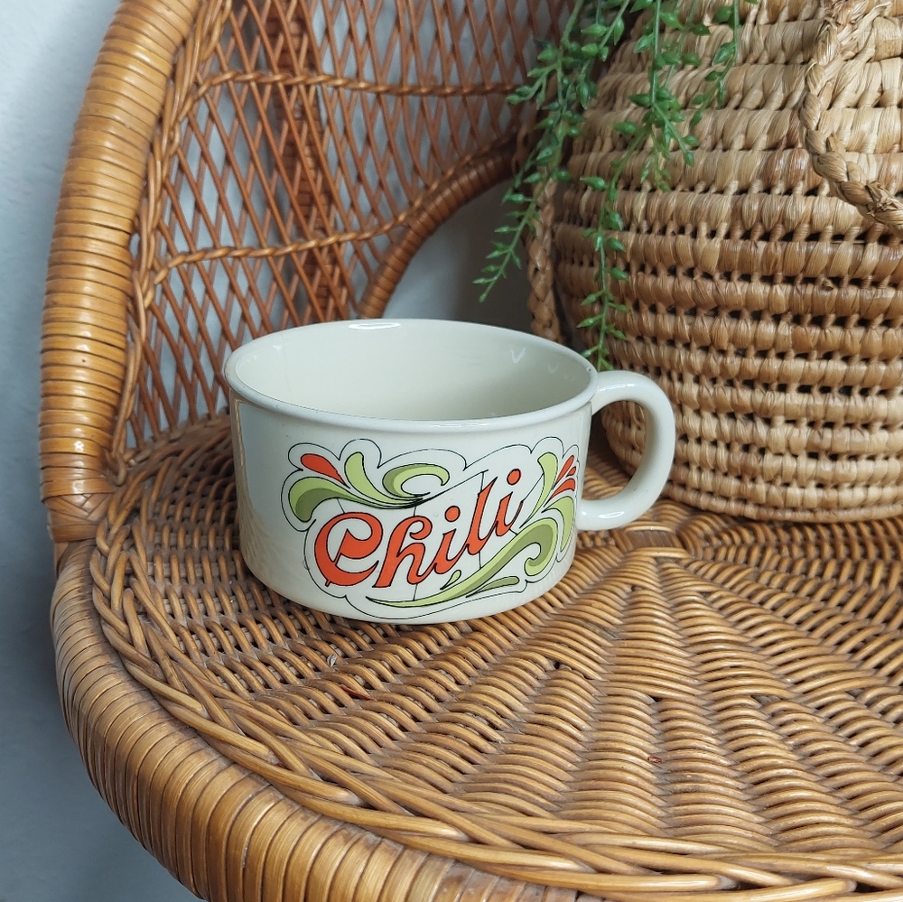 V I N T A G E:: Chili Mug Made in Japan